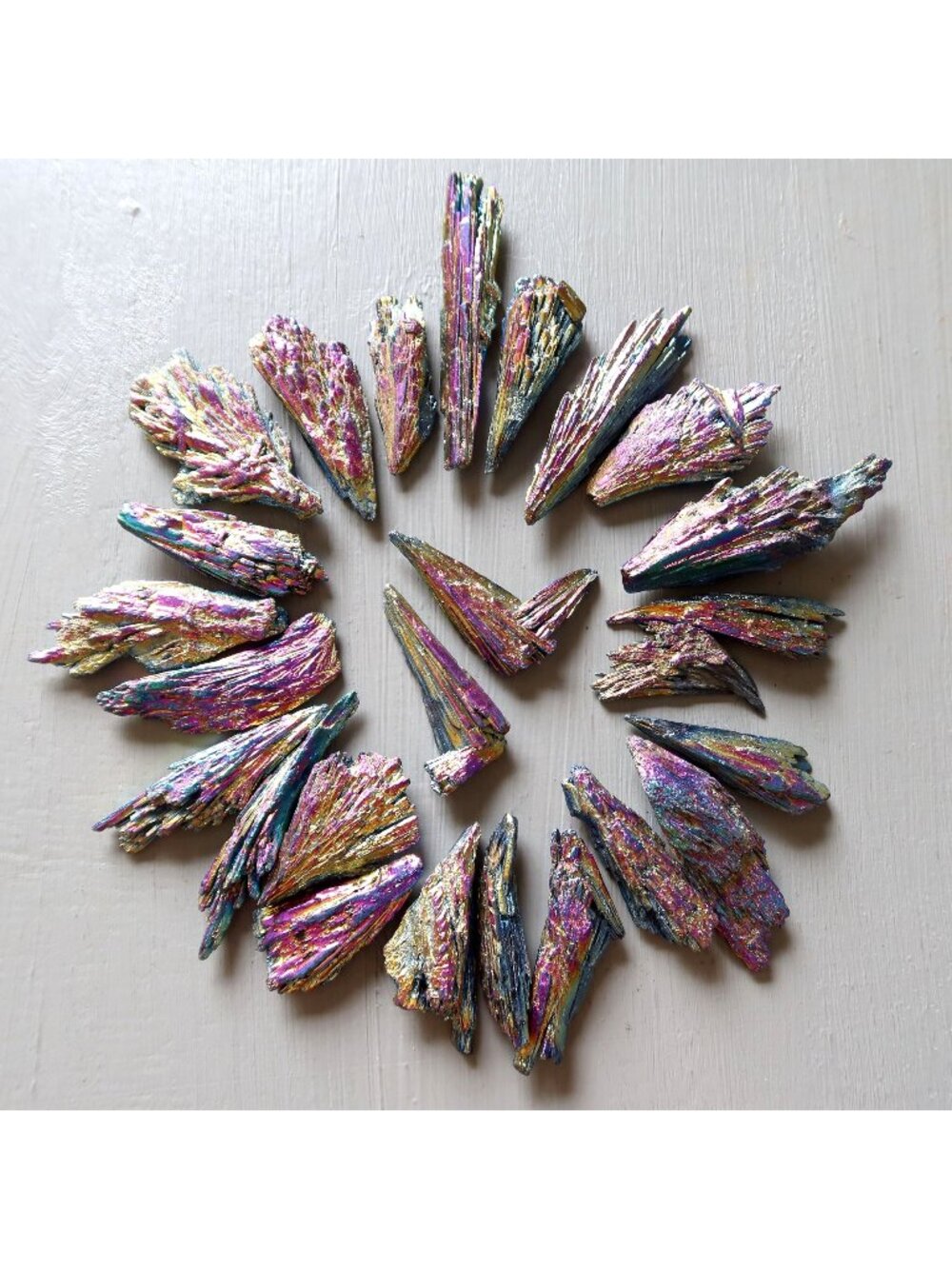 25 Kyanite Raw Crystal Bulk Lot Peacock Rainbow Titanium